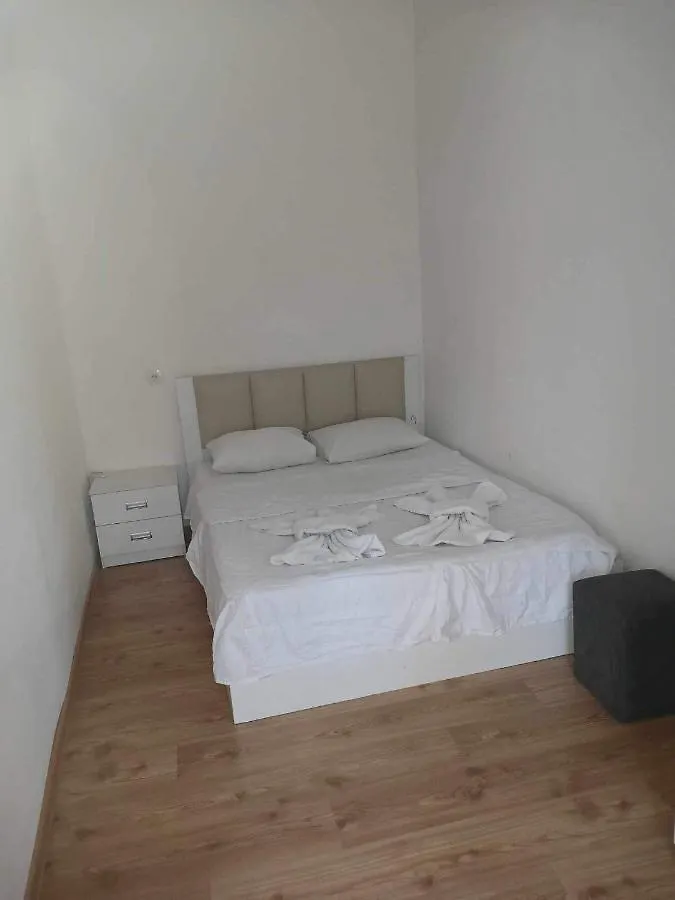 Ele'S Apartment Tbilisi